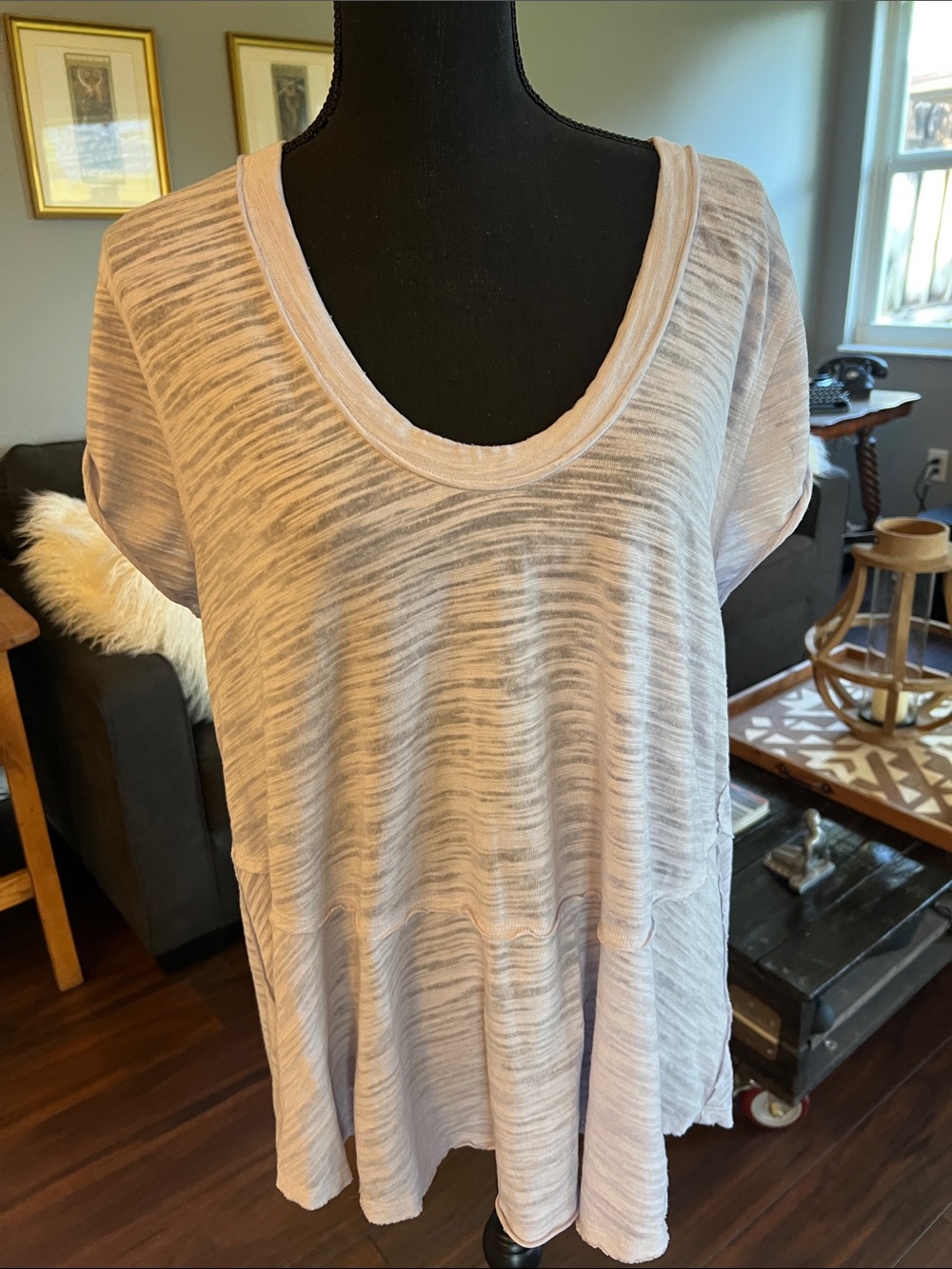 Free People pale lavender high low top, preloved, size M